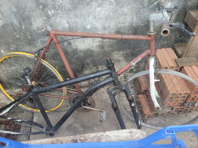 Quadros e Peças de bike
