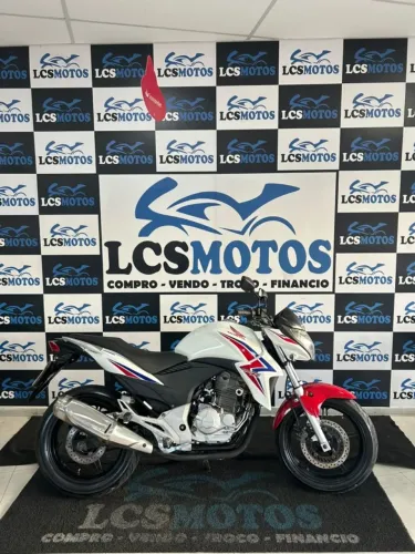 CB 300R BRANCA 2015