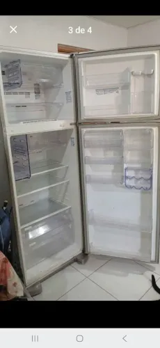 Geladeira dúplex Electrolux 