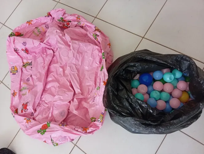 Piscina de bolinha para crianças