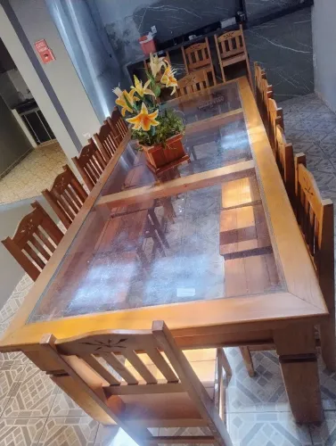 Mesa em madeira de demolição 12 lugares