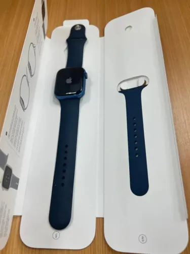 Apple Watch Series 7 - 45mm Zerado