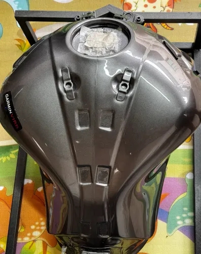 Kawasaki Z1000 - Tanque 2015~2025, original