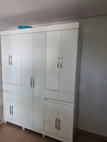 Guarda roupa