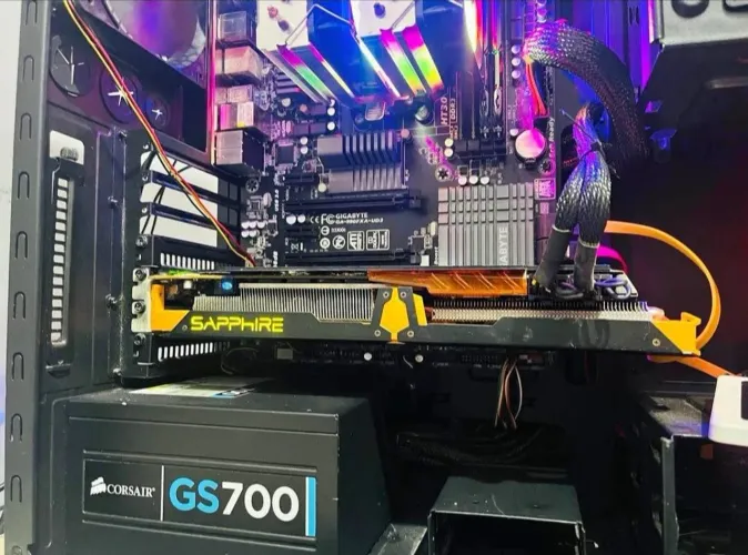 Vendo gabinete completo
