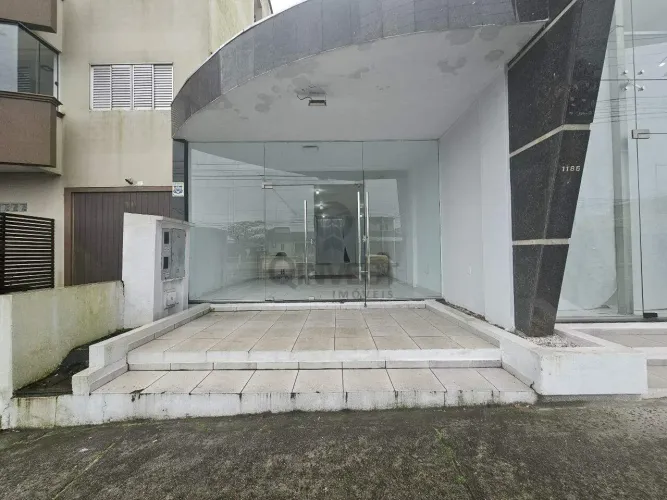 Sala comercial para locação no bairro Jardim das Avenidas, em Araranguá!