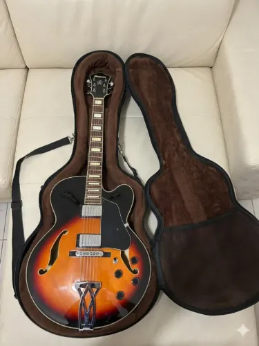 Guitarra Semi Acústica Ibanez Vintage + Case