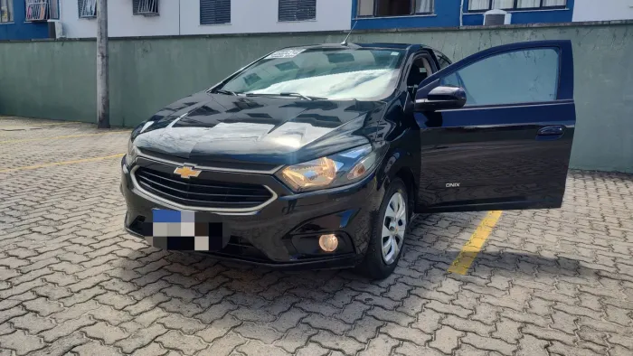 Chevrolet Onix Hatch LT 1.0 8V Flex Mec. 4P 2018