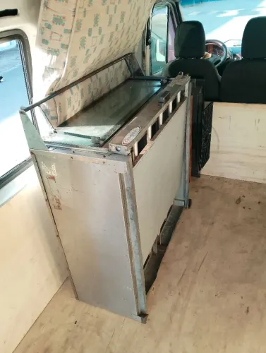 Forno de pizza a gás e estufa térmica pra lanche OPORTUNIDADE