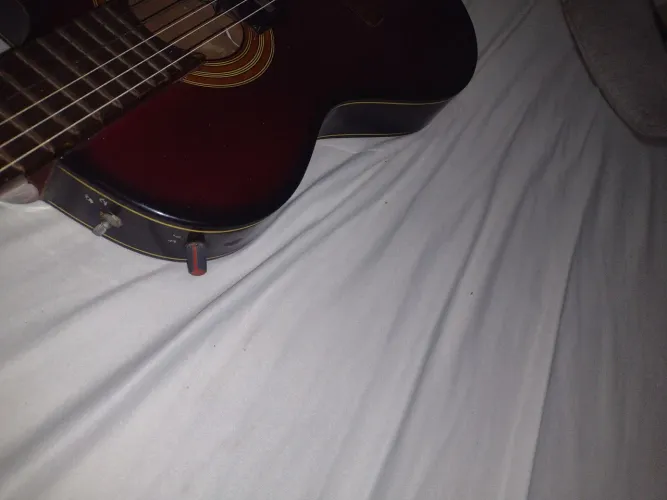 Violão eletrico 