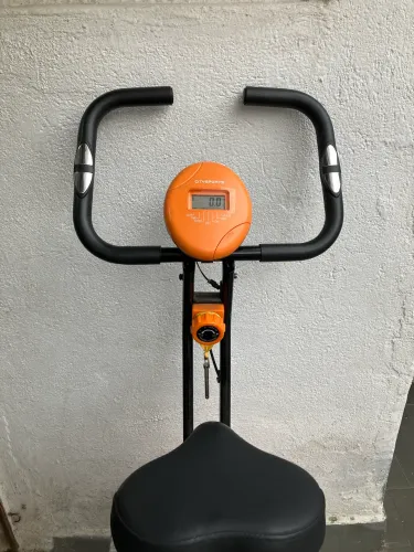 Bicicleta de ginástica