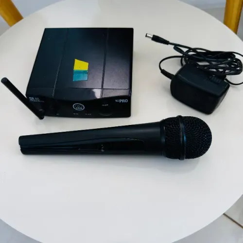 MICROFONE AKG SR40