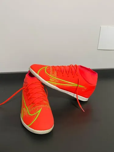 Chuteira Futsal Nike Superfly 8 Club