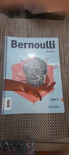 Livro 1 Bernoulli Filosofia  ensino medio 2025