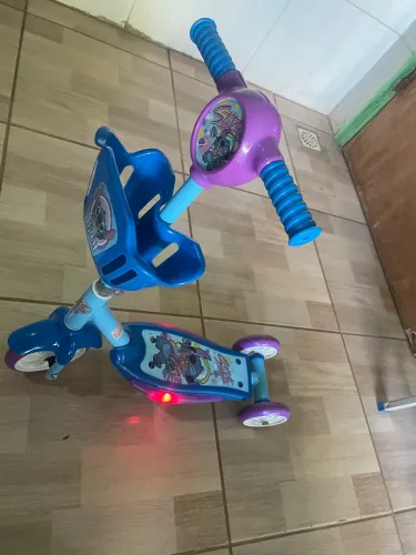 Patinete Stich (led&música)