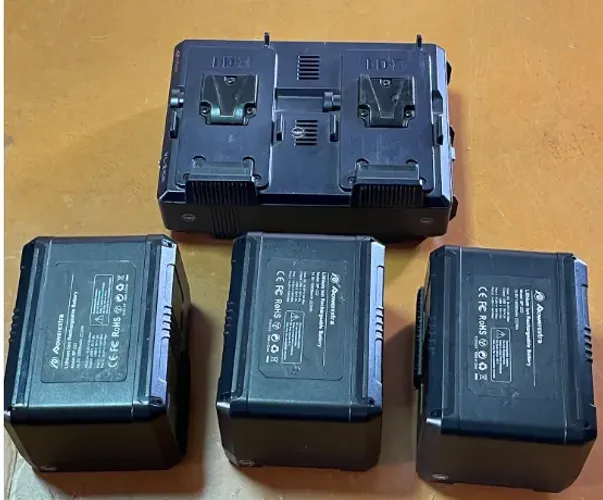 Kit 03 Baterias 222wh V-mount + Carregador Idx + Case