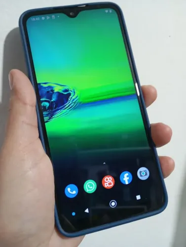 Moto G8 play todo funcionando perfeitamente faço entrega