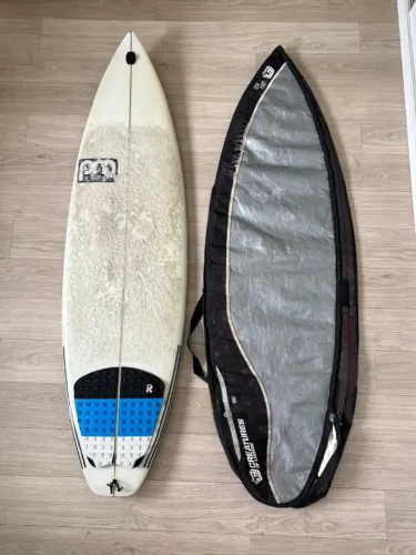 Prancha Surf 5'10 PM Surfboards Bali 27L + Capa Creatures