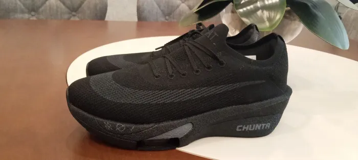 Tênis de Corrida Chunta importado! Novo, sem uso!