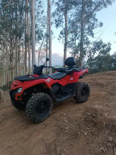 Quadriciclo OUTLANDER 400CC