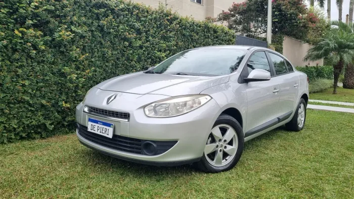 Renault Fluence Sedan Expres. 1.6 16V Flex Mec. 2013