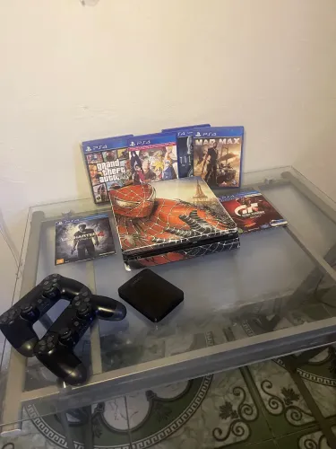 Ps4 slim 1.5 tera de memória!
