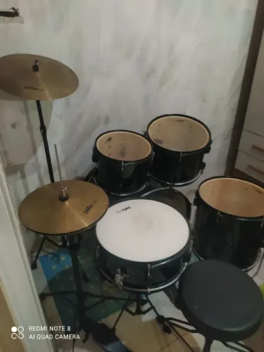 Bateria profire completa semi-nova 