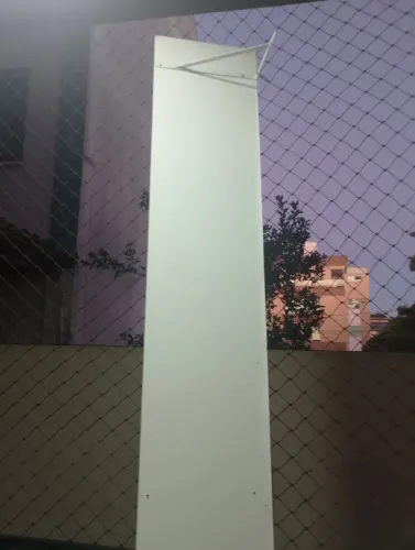 Prateleira grande para doação
