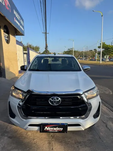 Toyota Hilux CD 4X4 2.8 Diesel Mec. 2022