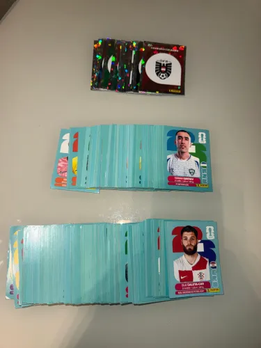 Figurinhas da copa de 2026 avulsas e legends também