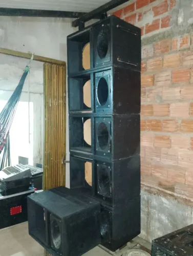 Vendo 6 Caixa de 12 polegadas cornetada com boca de alumínio