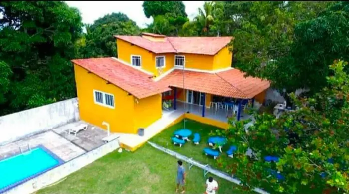 CHÁCARA COM 1.000 m² DE TERRENO E ÁREA DE LAZER COMPLETA