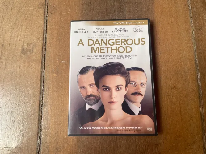 DVD importado filme A Dangerous Method, Cronenberg, Fassbender, Mortensen, Knightley