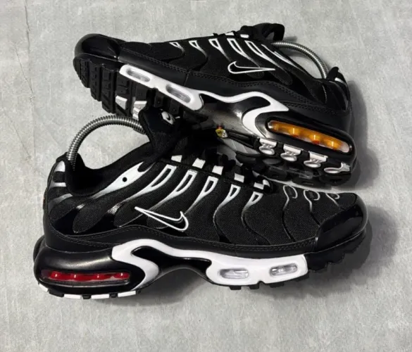 Tênis Nike TN Venom (RP)