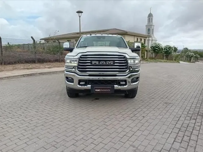 Ram 3500 Limited Longhorn 6.7 TB CD Diesel 2024