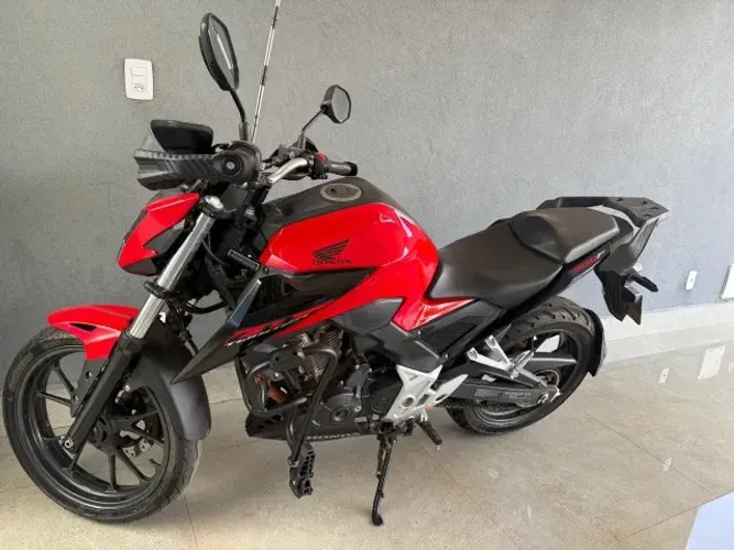 HONDA CB 300 - 2024 - CONSERVADA