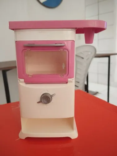 Forno Barbie FHP57 e acessório variados.