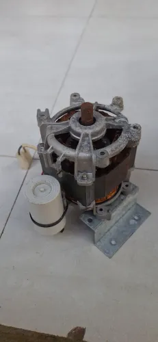 Motor de maquina 50 reas