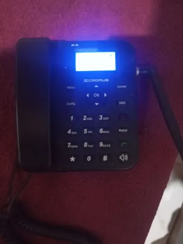 Aparelho telefone sem fio pega chip