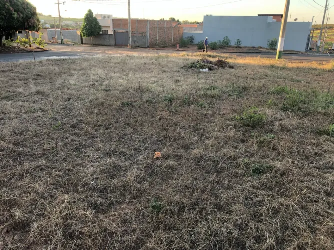 Terreno grande em Flórida Paulista