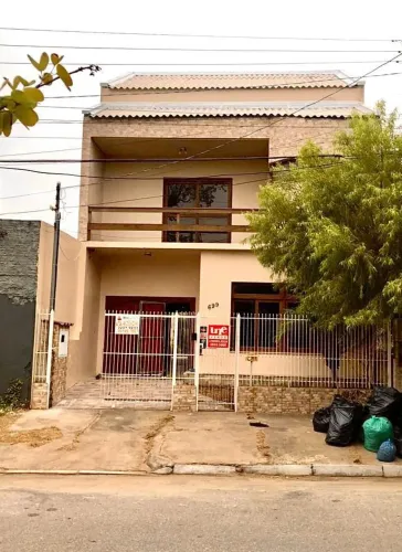 VENDO E ALUGO CASA