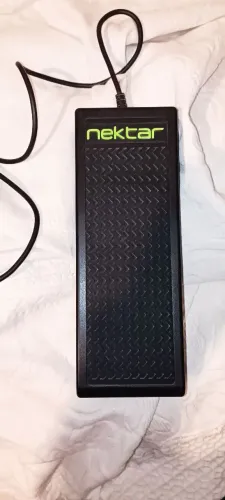 pedal de expressão Nektar