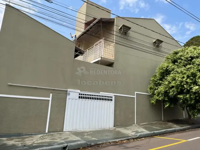 Sobrado à venda em José Bonifácio SP