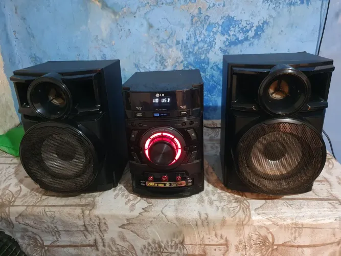 Microsystem LG bluetooth aceito cartão e pix