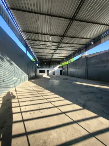Galpão/Armazém 270m² c/ Escritório proximo a Bola do SOS no Francisca Mendes
