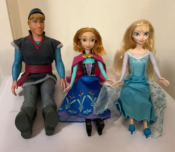 Combo bonecos Disney Frozen 1, Kristoff, Elsa e Anna.