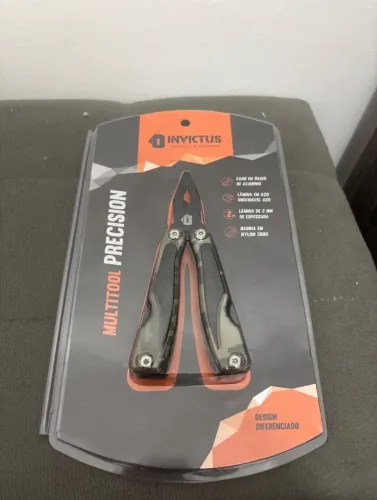 Alicate multitool invictus lacrado