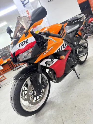 Honda CBR 600 RR 2011