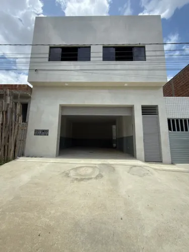 Imóvel comercial no Cedro com 300 metros