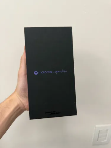 Smartphone Motorola Signature 5G - 512GB Preto [LACRADO]